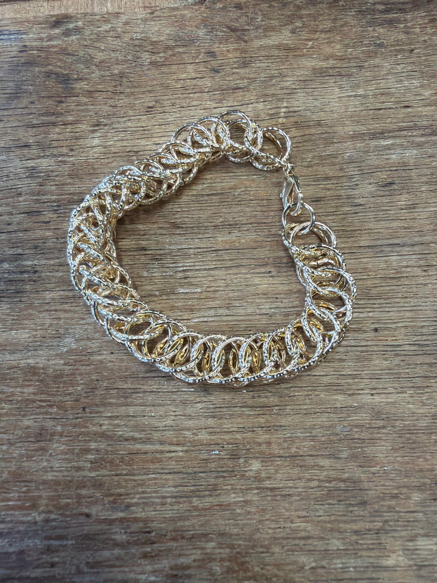 bracelet gold multi layers sm gold circles twined