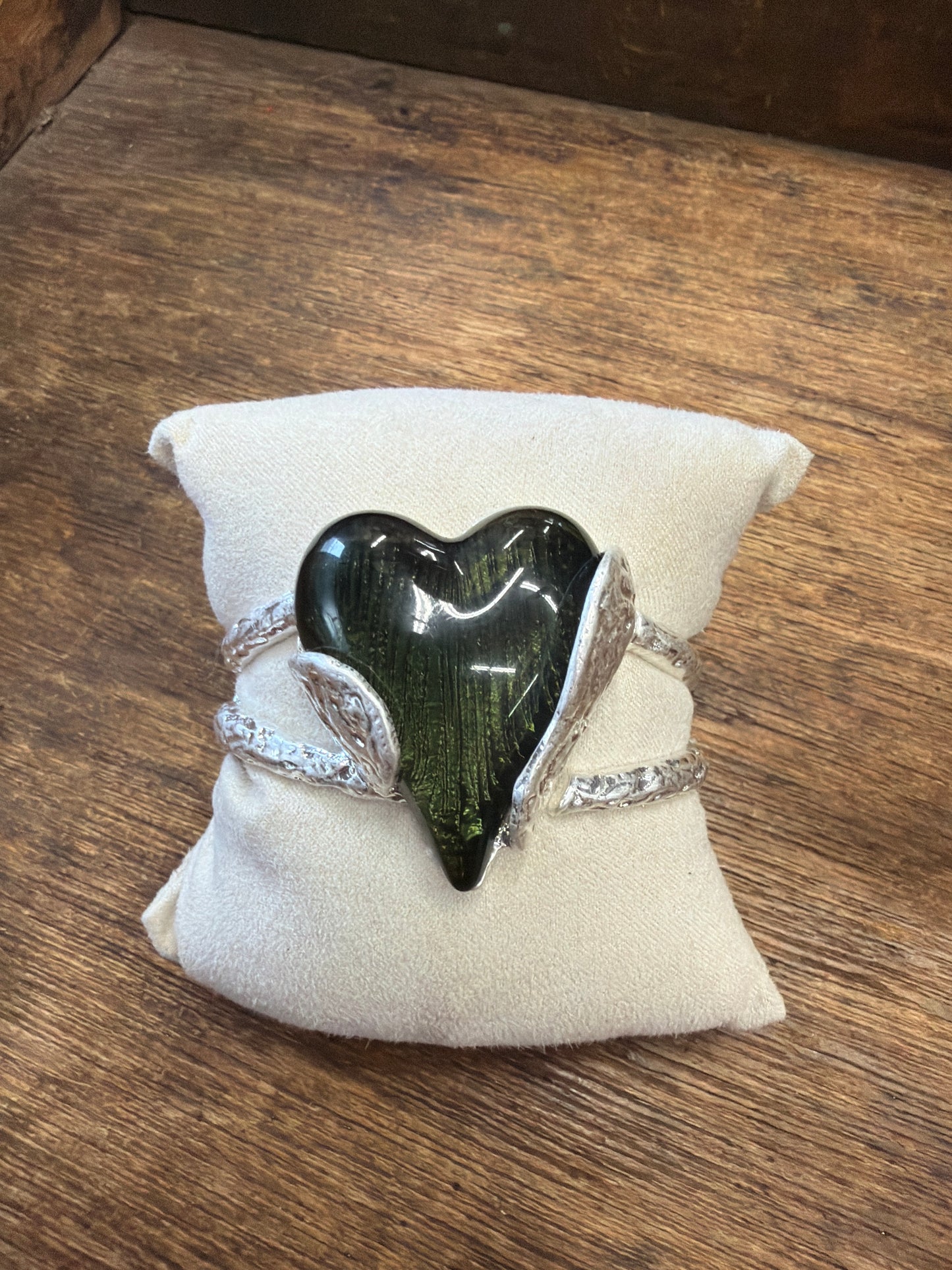Silver Cuff Bracelet Green Heart