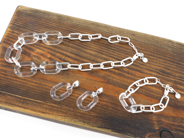Silver & Clear Acrylic Necklace
