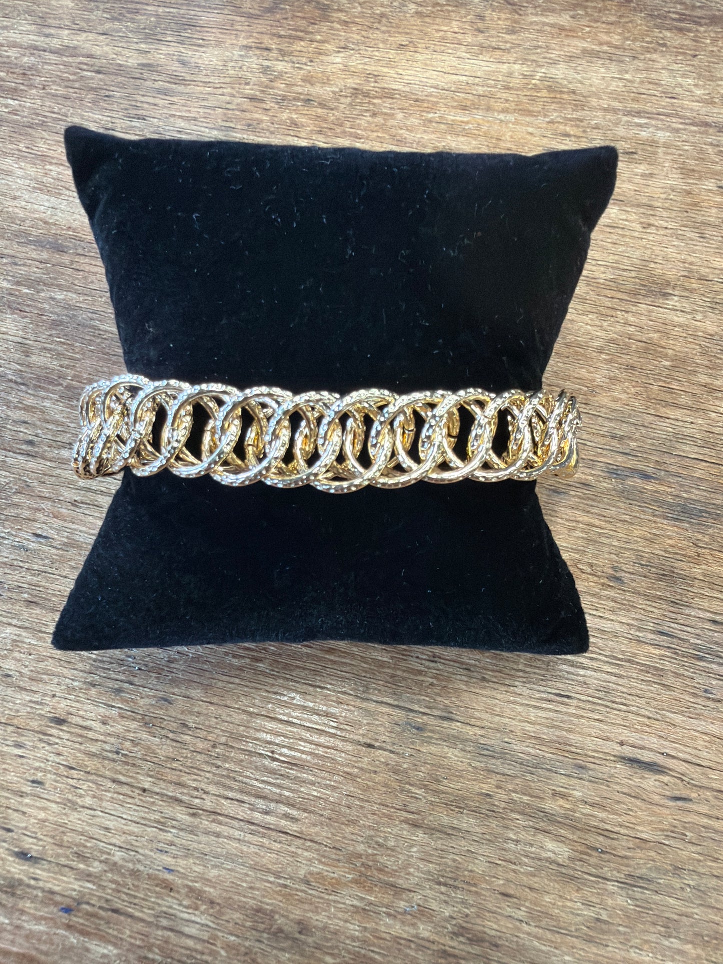 bracelet gold multi layers sm gold circles twined