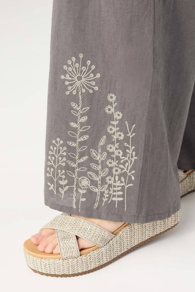 Pant with Floral Embroidery