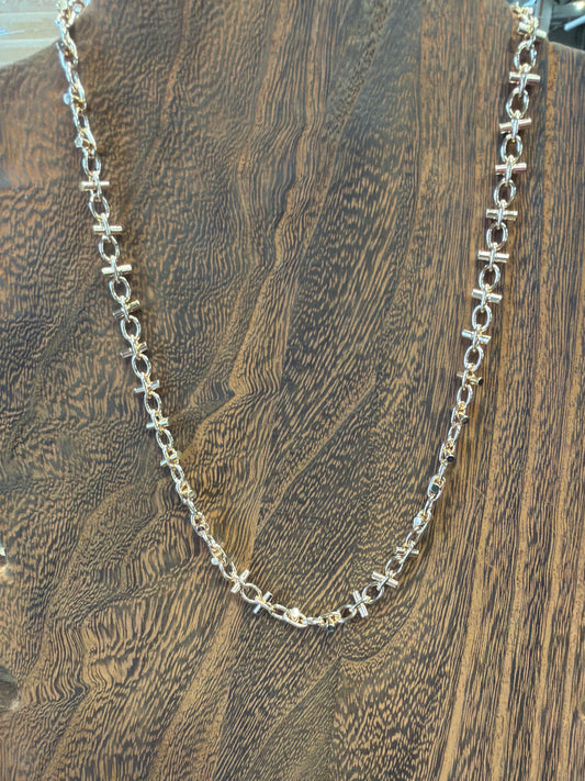 NECKLACE WATER RESISTANT SILVER OR GOLD LINK WTH BAR
