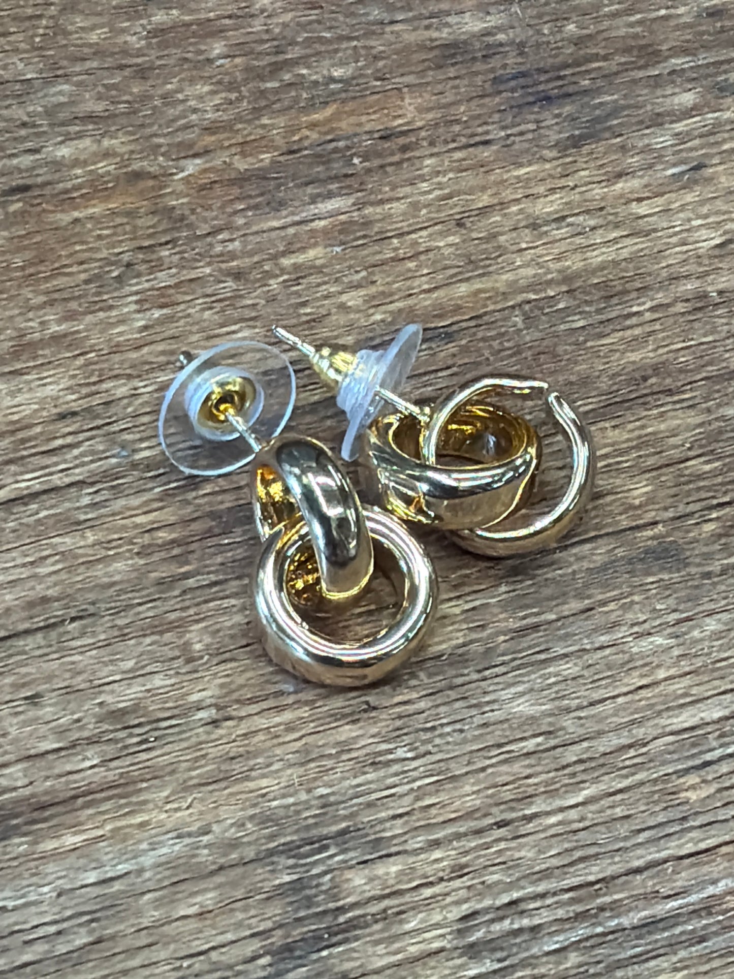 earrings  two gold circles
