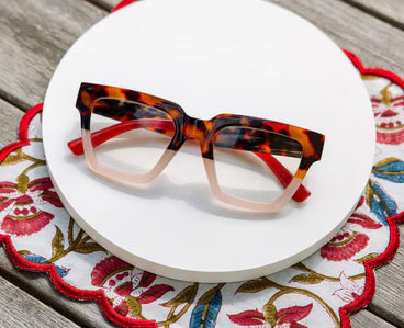 Peepers Reading Glasses Take a Bow