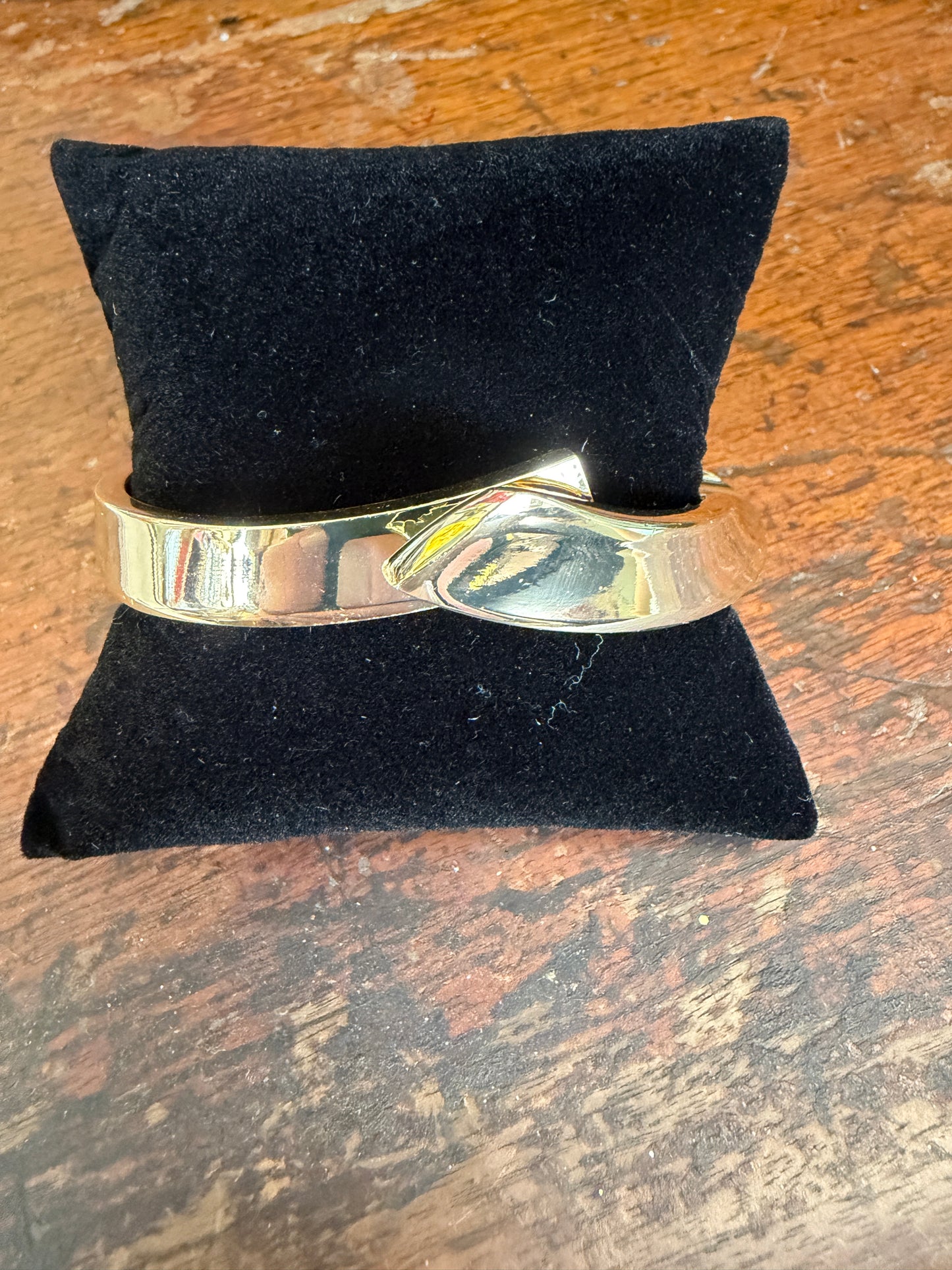 Hinged Cuff Bracelet Crossover