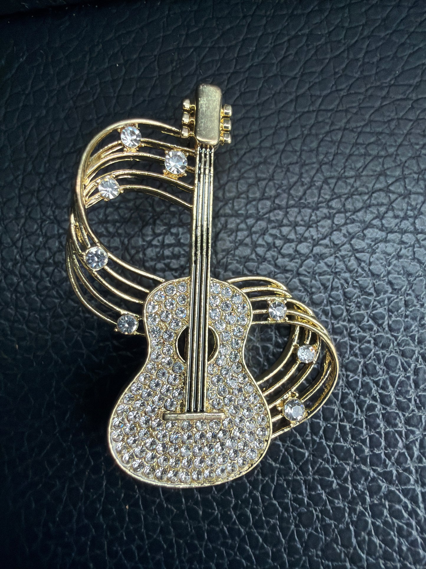 Gold Guitar Brooch