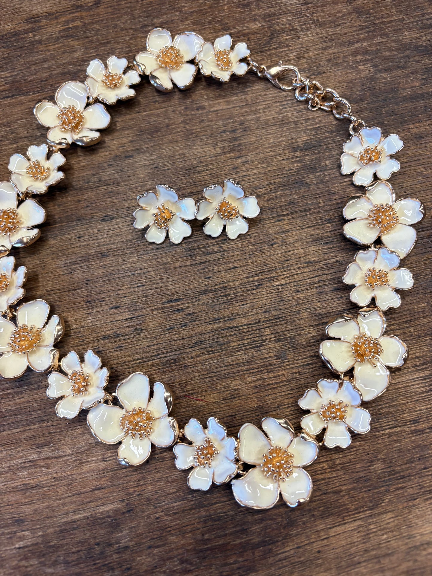 Daisy Set - Necklace, Bracelet, Earrings