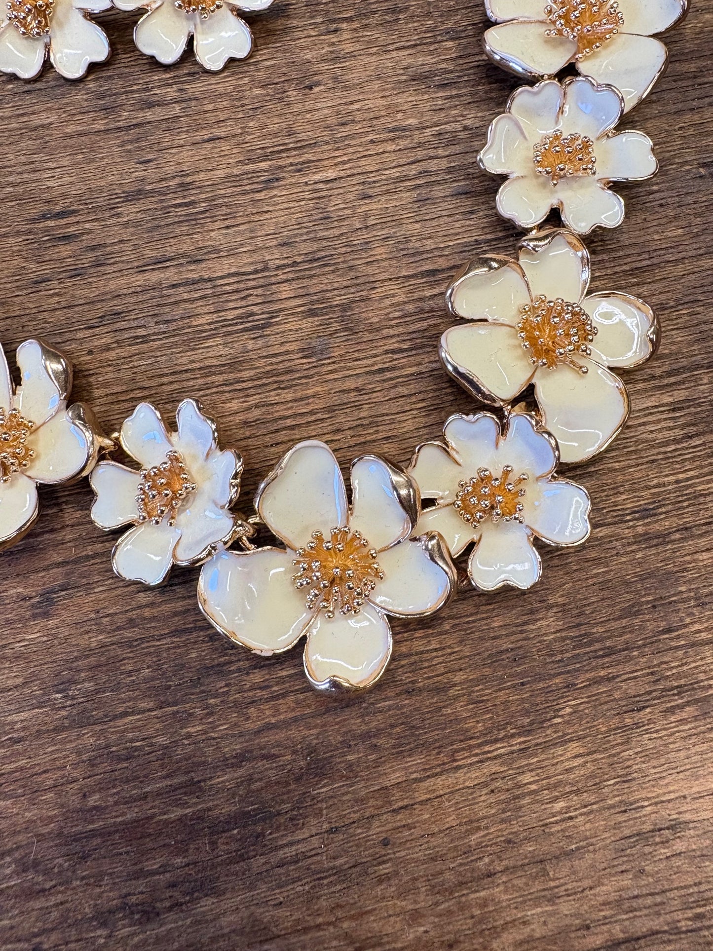 Daisy Set - Necklace, Bracelet, Earrings