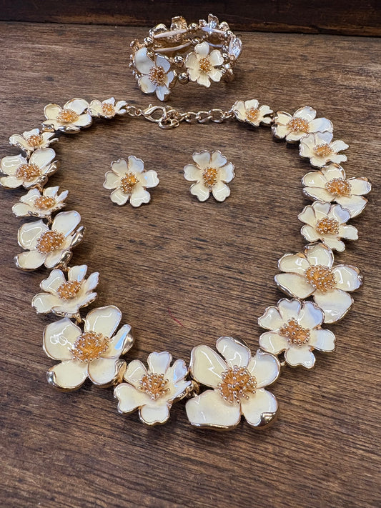 Daisy Set - Necklace, Bracelet, Earrings