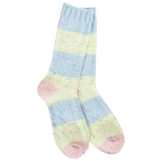 Weekend Light Weight Spring Cable Crew Socks blue