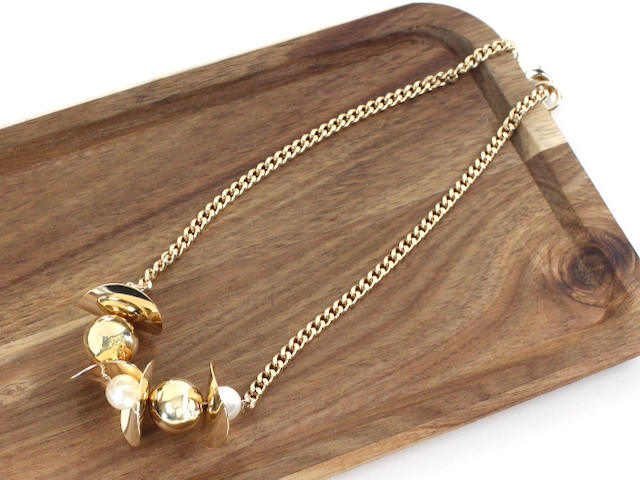 Gold Necklace with Pearls & Discs