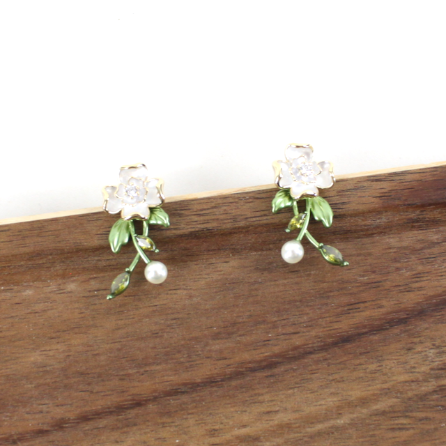 Floral Stud Earring